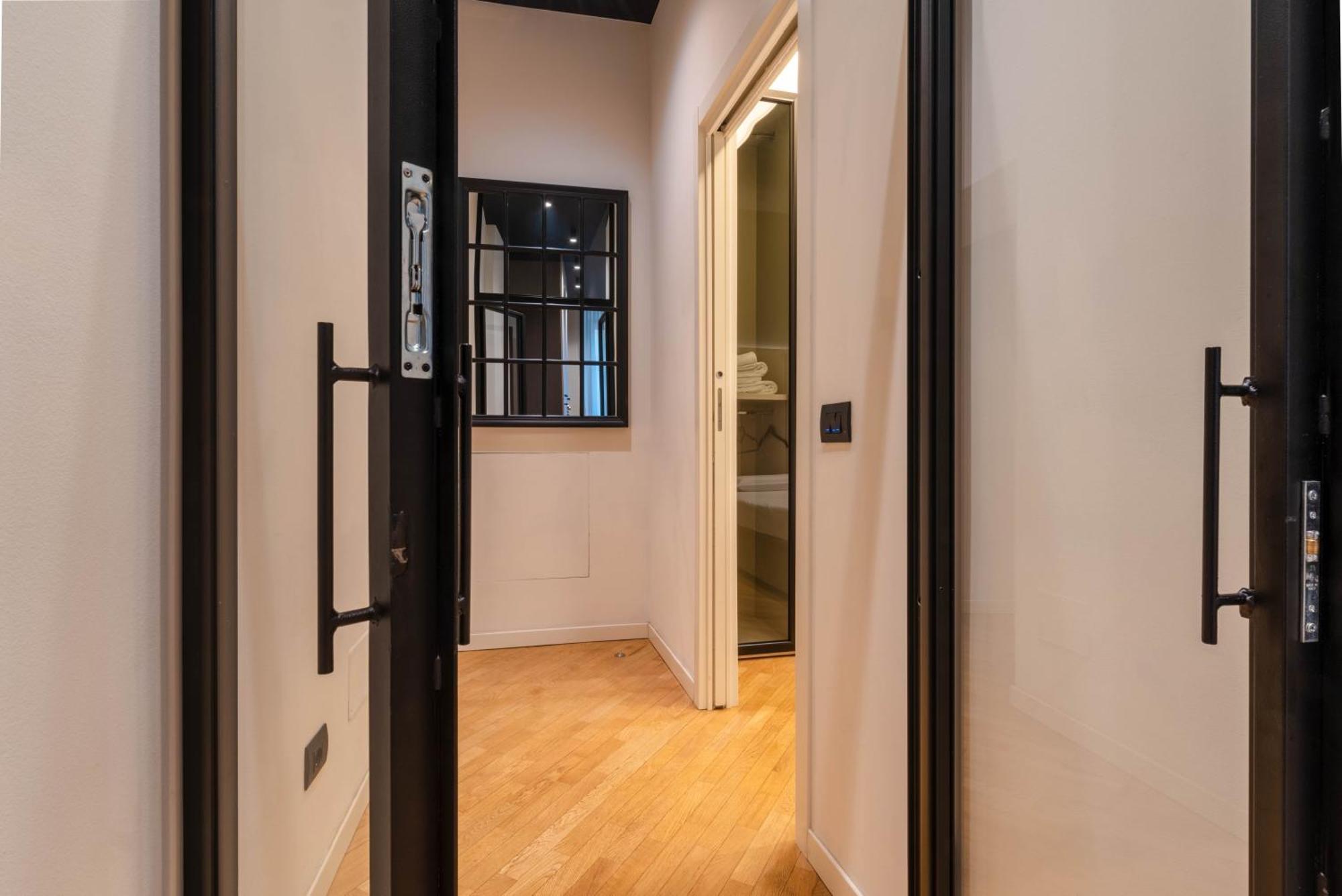 Moscovapremiumapartment In Brera, Milan